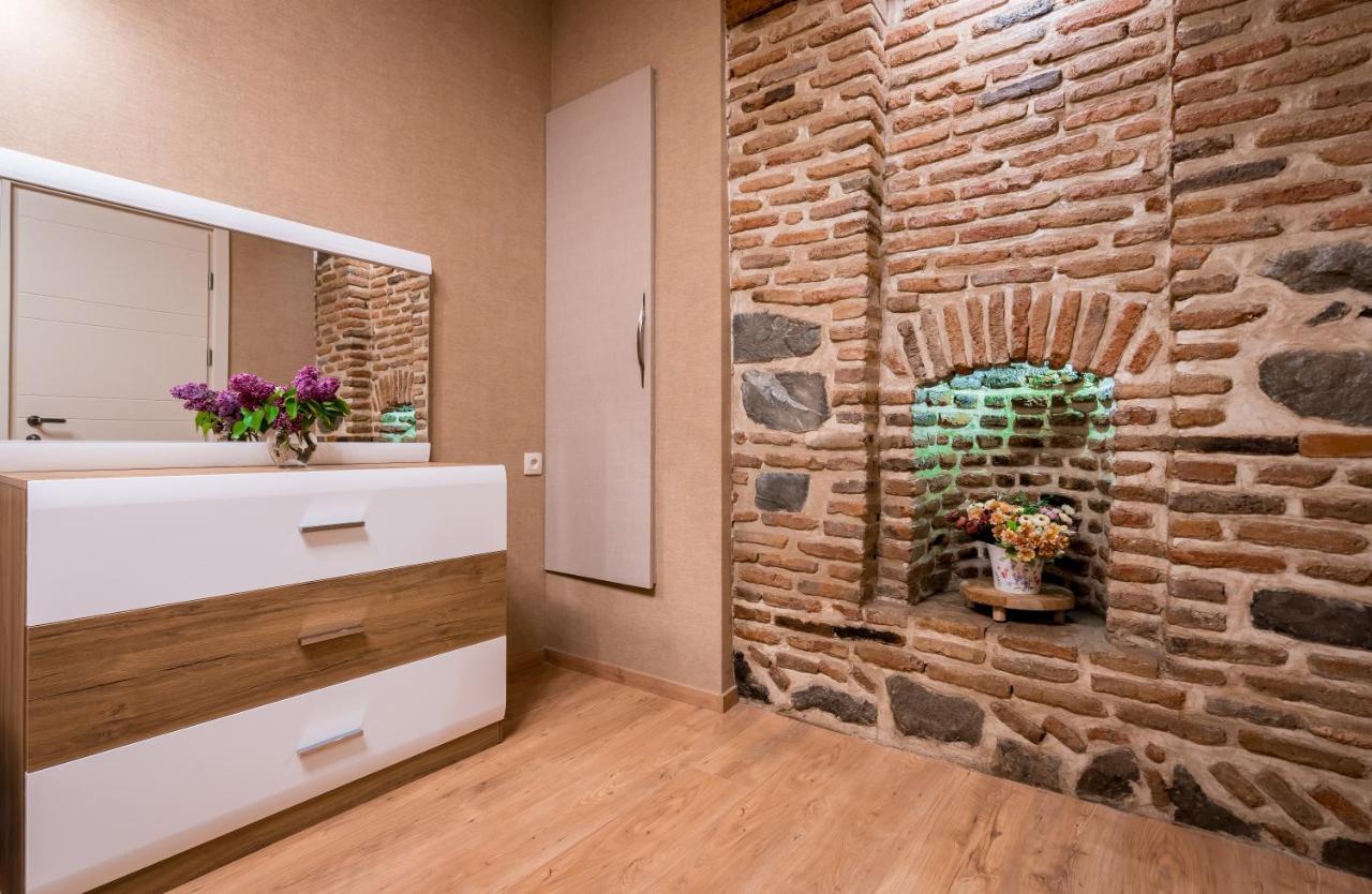 Sololaky Wall Tbilisi ภายนอก รูปภาพ