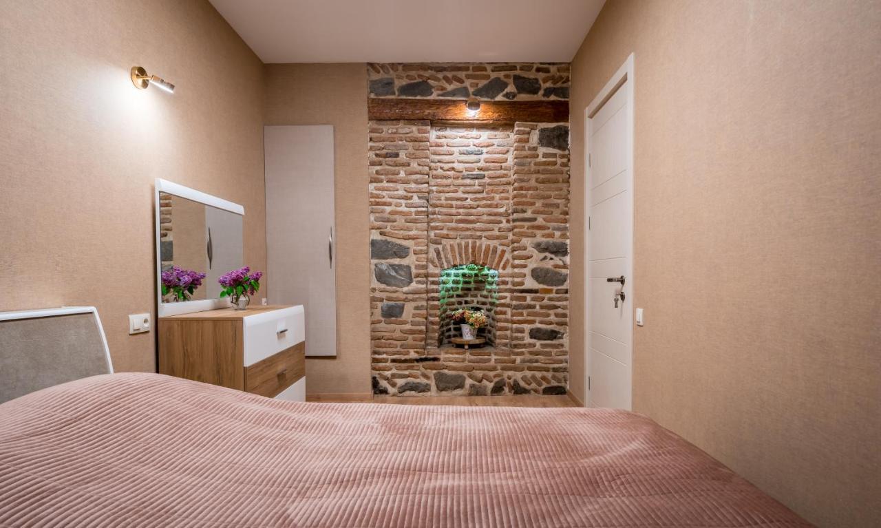 Sololaky Wall Tbilisi ภายนอก รูปภาพ